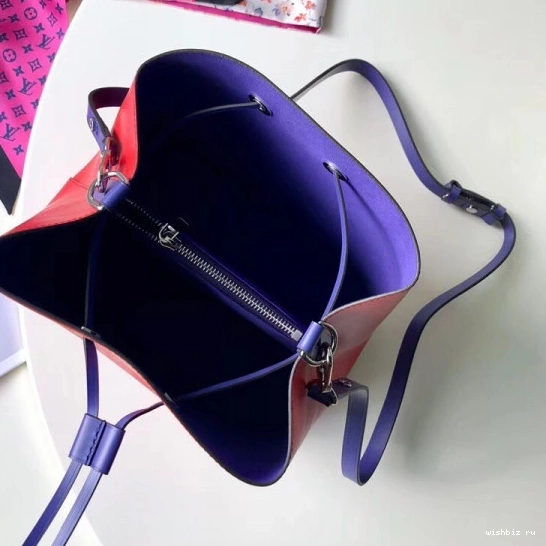 WIS LOUIS NÉONOÉ VUITTON 1204